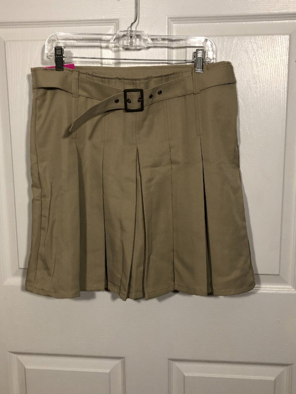 French Toast women/girl Uniform beige pleated skort, adjustable waist, 18